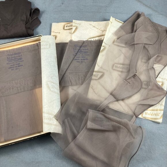 14 pr vtg Nylon Stockings Back Seam (use with Garter Belt) Seamed Hosiery UNWORN - Picture 6 of 10